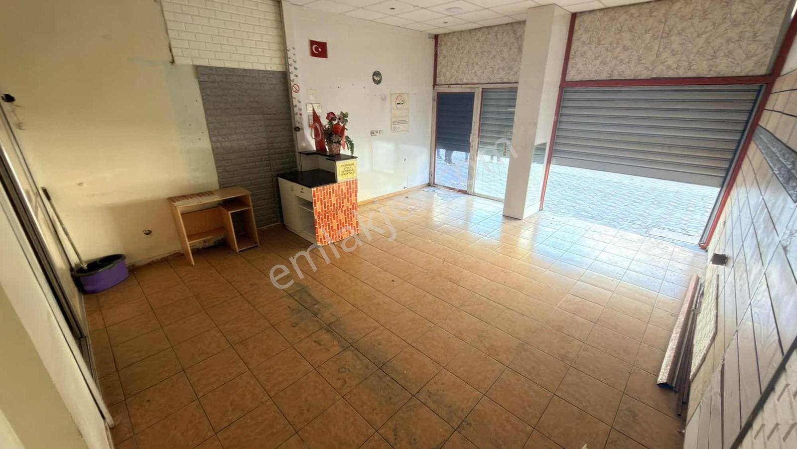 Çetin Emlak'tan 35 M2 Elektirikli Kepenkli Kiralık Fırsat Dükkan - Görsel 8