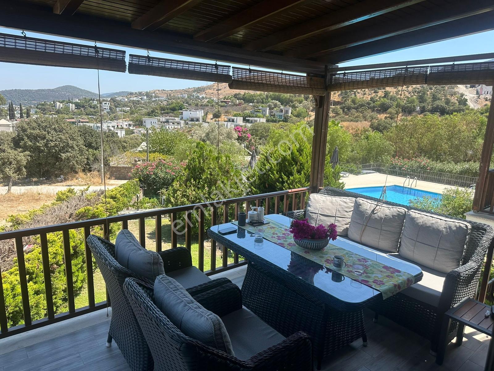 Bodrum Türkbükü Kiralık Site İçi Üst Kat Daire - Görsel 12