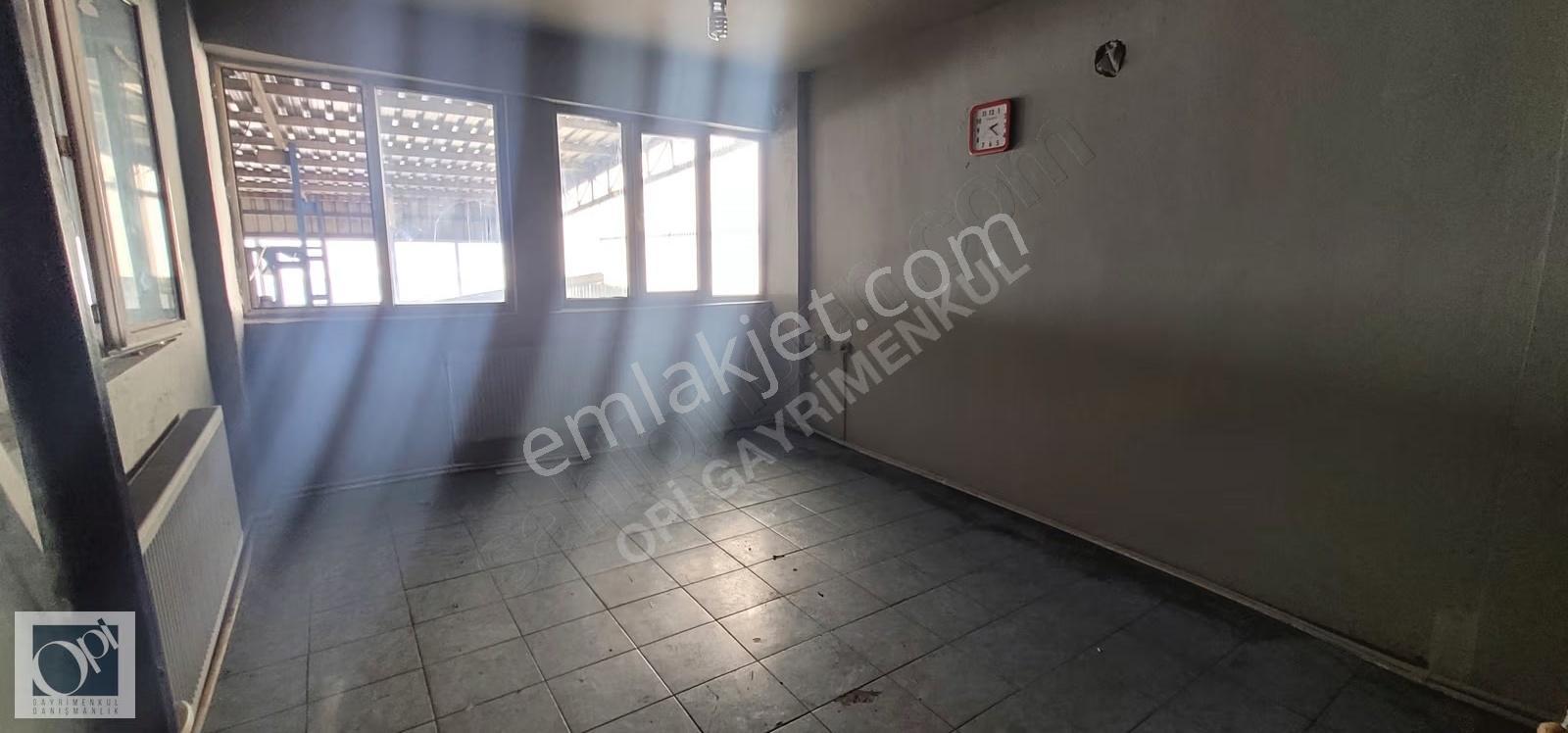 Teksan'da Mükemmel Konumda 360 M2 Kapalı Alanlı Satılık Dükkan - Görsel 8