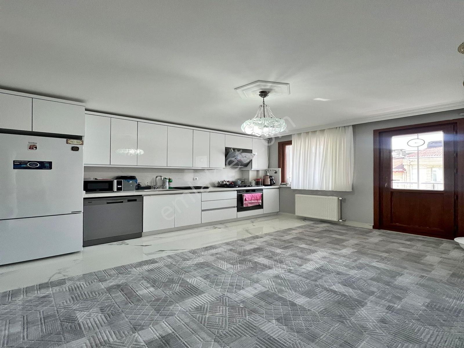 Konak Yapı'dan Esenyurt Merkezi Konumda 140 M² Ara Kat!!! - Görsel 4