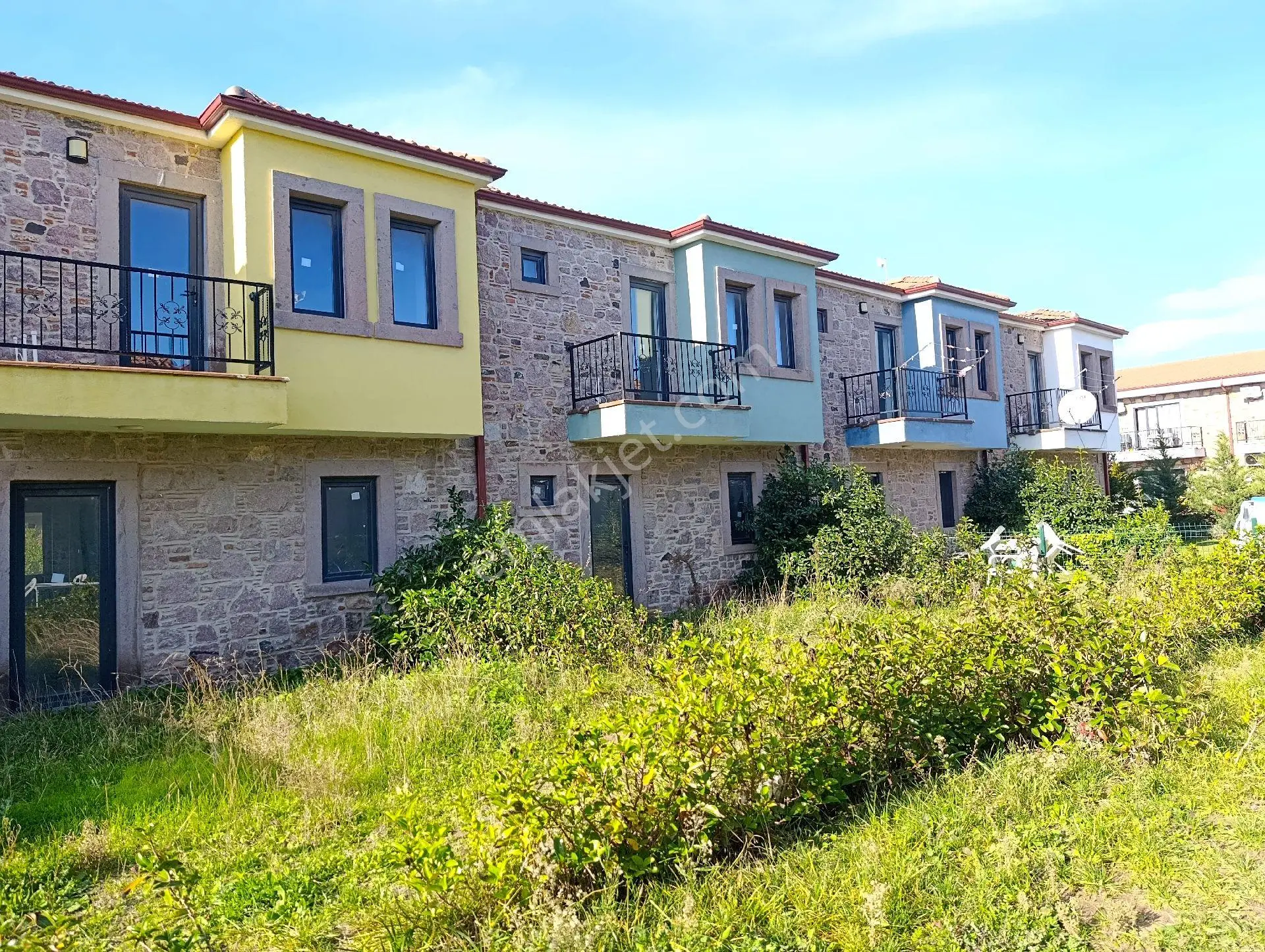 Taş Emlak'tan Küçükköy'de Siteiçinde Sıfır Villa