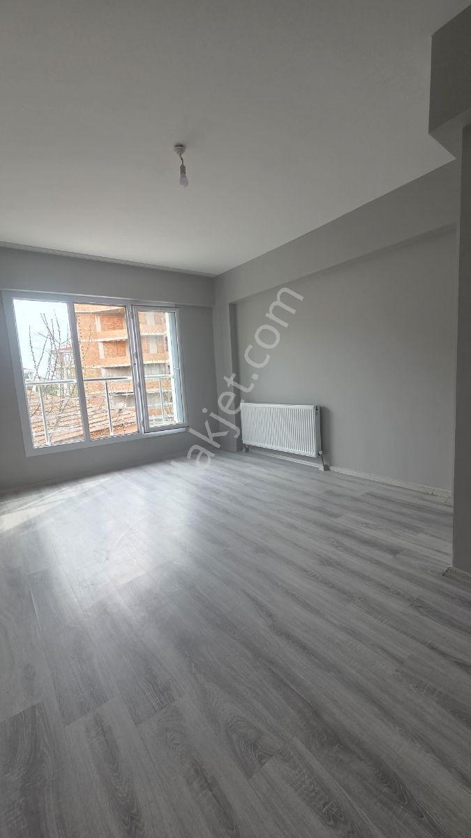 Emlakyaptan İstasyon Mah Kiralık 2+1 Daire - Görsel 4