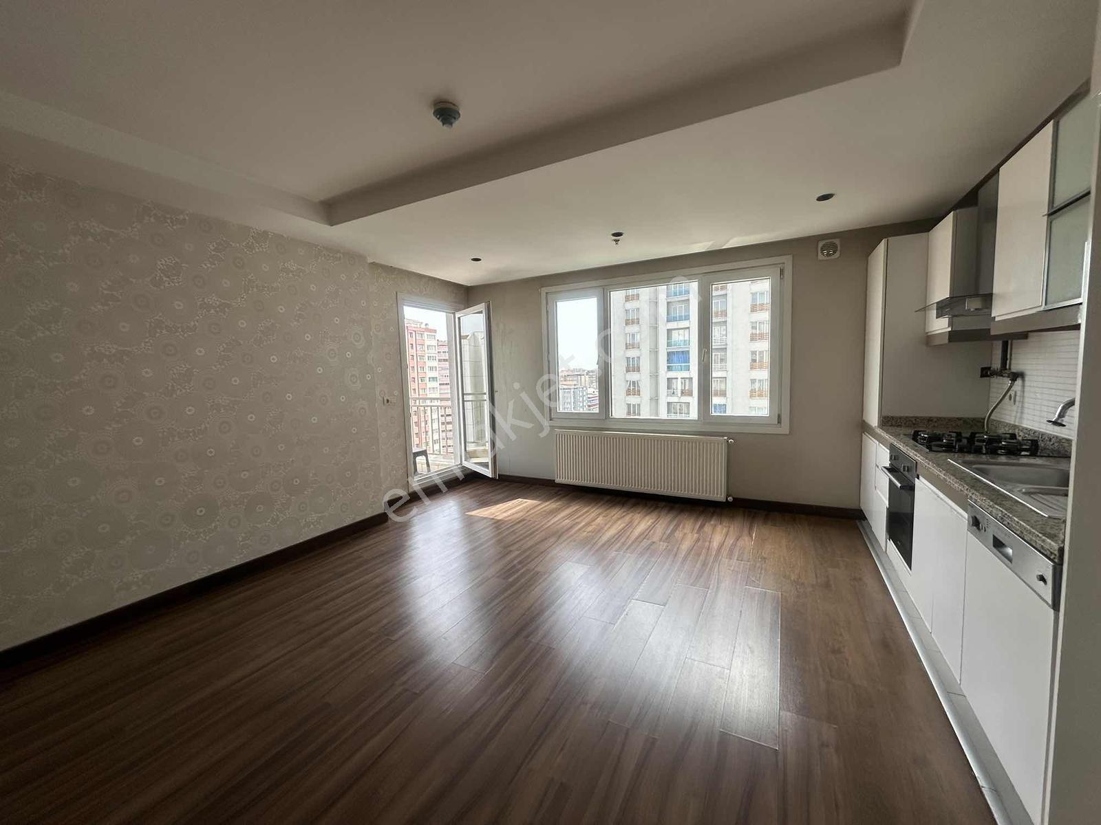 Beykent Kubist Residencede 1+1 64m2 Büyük Köşe Daire Boş Satılık - Görsel 9