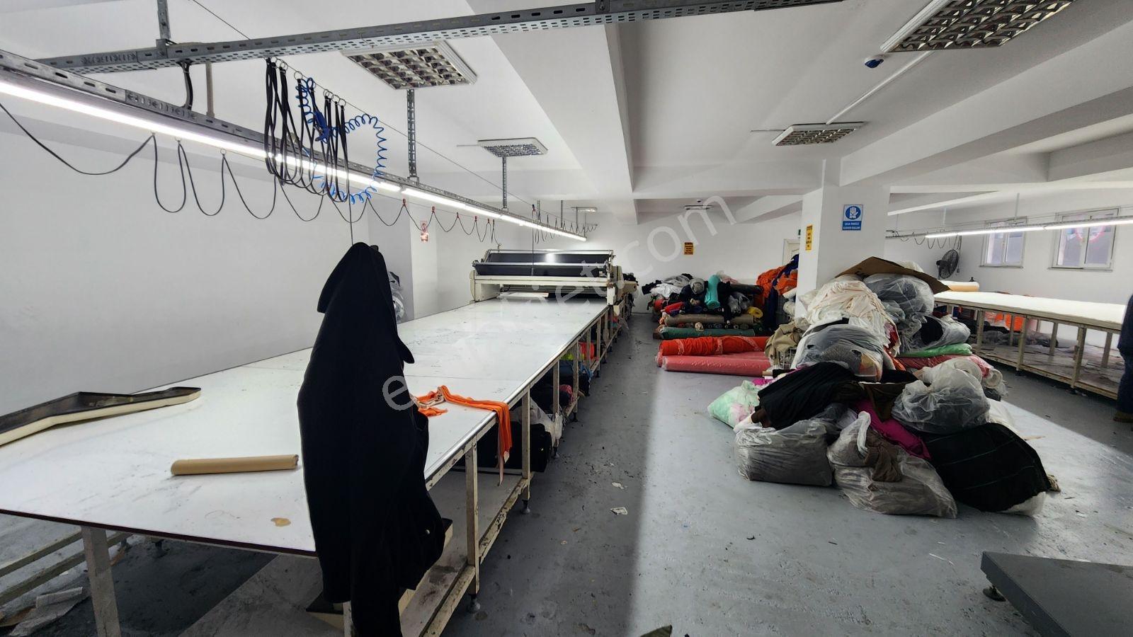 Enes Yeter Den Avrupa Konutları Karşısı 600 M2 İş Hanı Katı - Görsel 3