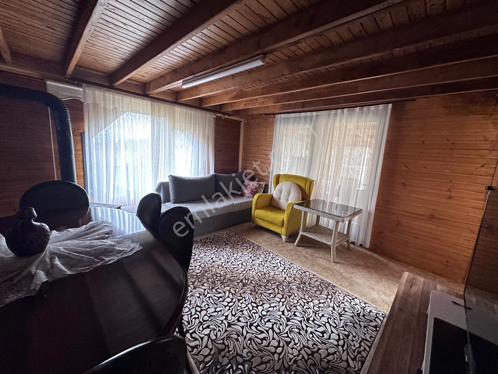 Doğa İçinde Tam Donanımlı Ahşap Villa Yaz Kış Oturuma Hazır - Görsel 9