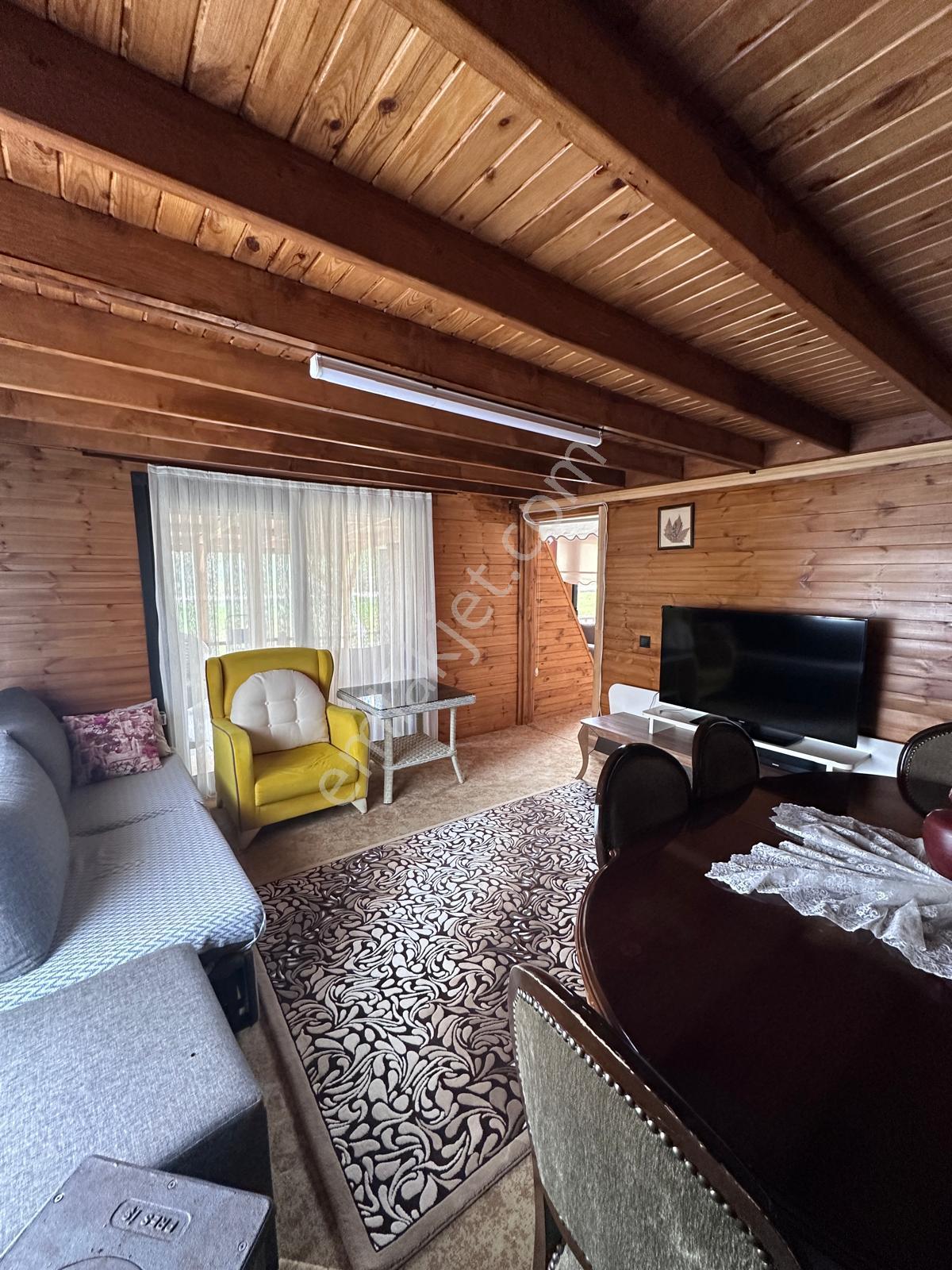 Doğa İçinde Tam Donanımlı Ahşap Villa Yaz Kış Oturuma Hazır - Görsel 10