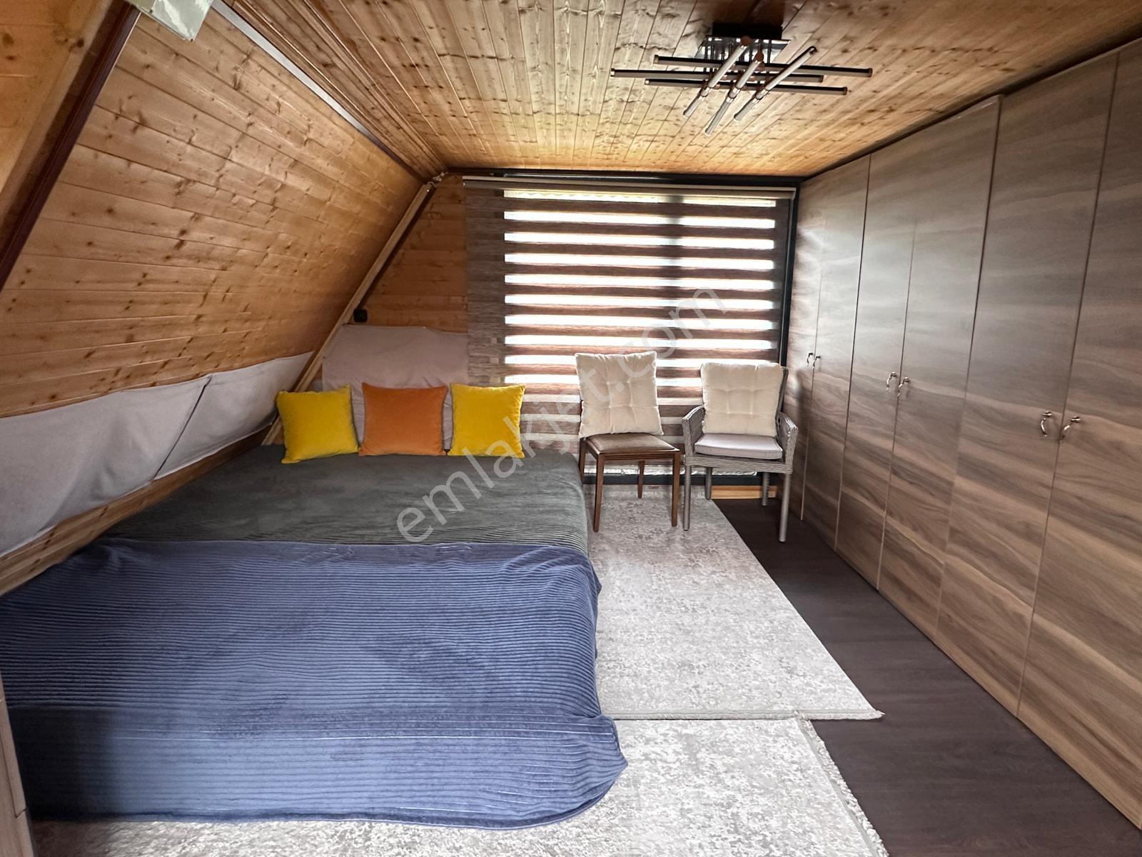 Doğa İçinde Tam Donanımlı Ahşap Villa Yaz Kış Oturuma Hazır - Görsel 14