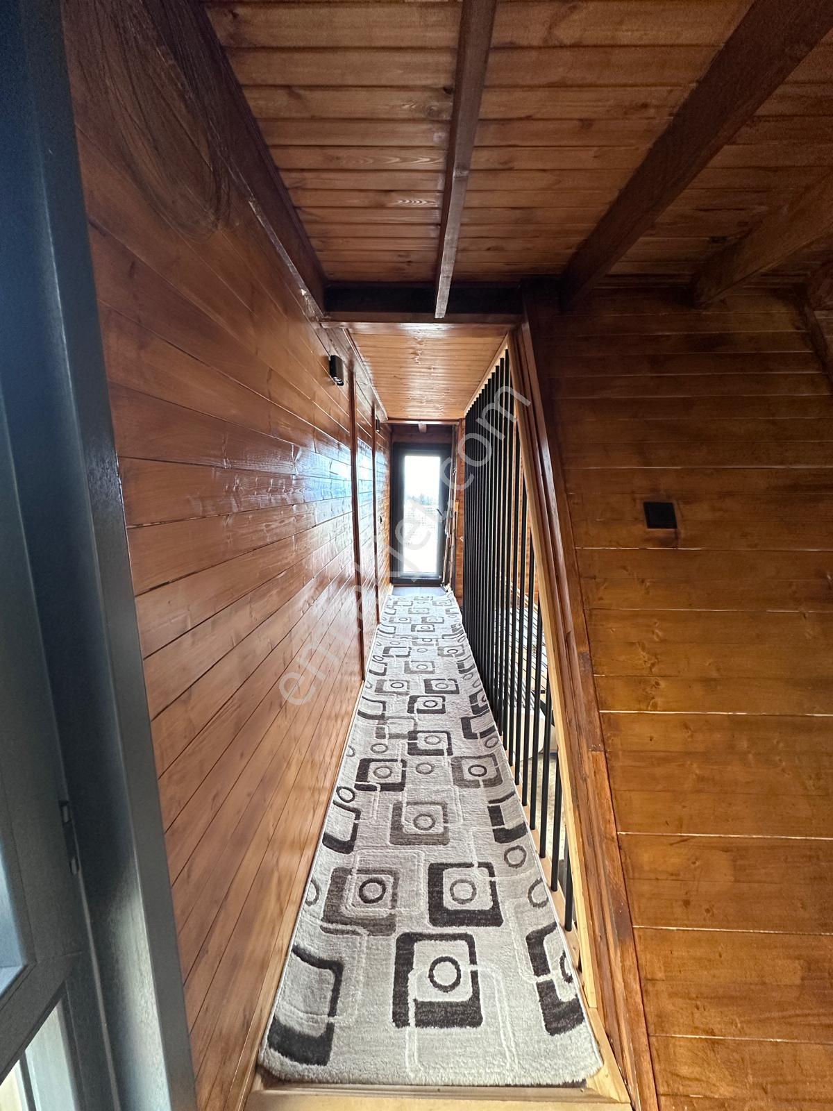 Doğa İçinde Tam Donanımlı Ahşap Villa Yaz Kış Oturuma Hazır - Görsel 22