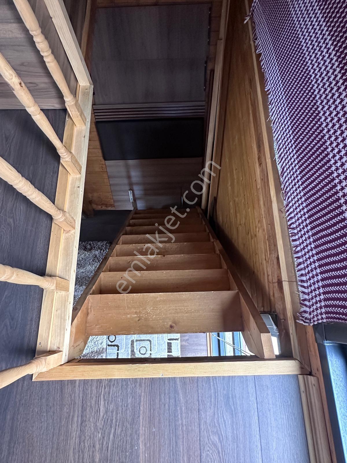 Doğa İçinde Tam Donanımlı Ahşap Villa Yaz Kış Oturuma Hazır - Görsel 27