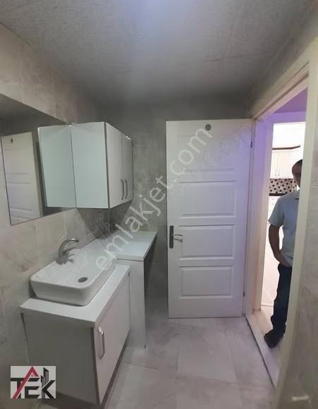 Şehir Hastanesi Vestpark Yakını Ana Çadde Üzerinde Yüksek Giriş - Görsel 2