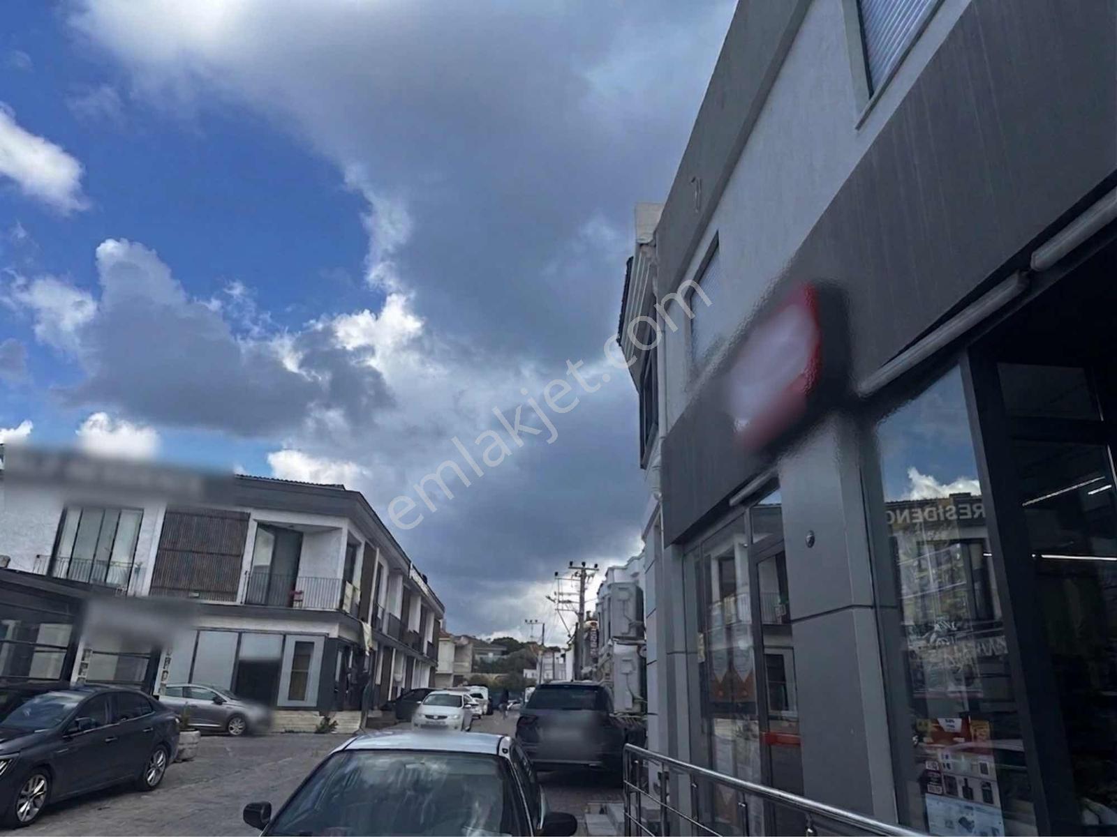 Çeşme Dalyanda Kiralık İşyeri 435 M² Zincir Marketler Yanı - Görsel 12
