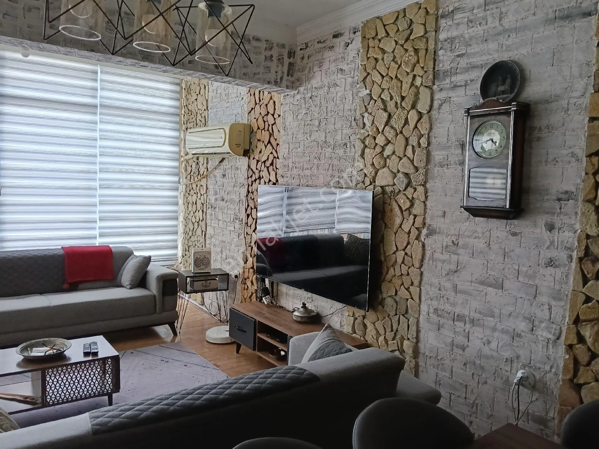 Rose Emlak'tan Şehir Merkezinde Satılık Villa - Görsel 3