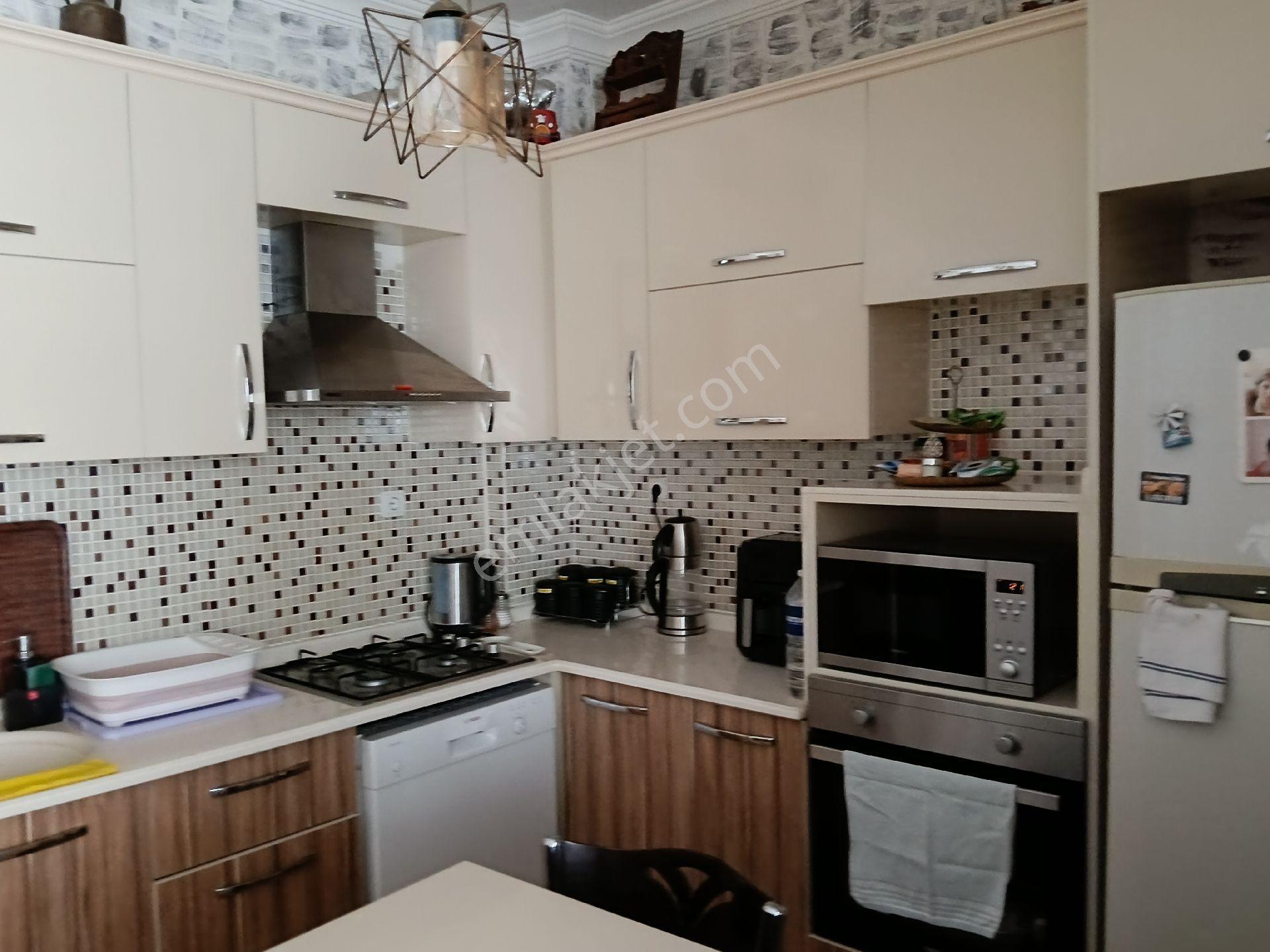 Rose Emlak'tan Şehir Merkezinde Satılık Villa - Görsel 4