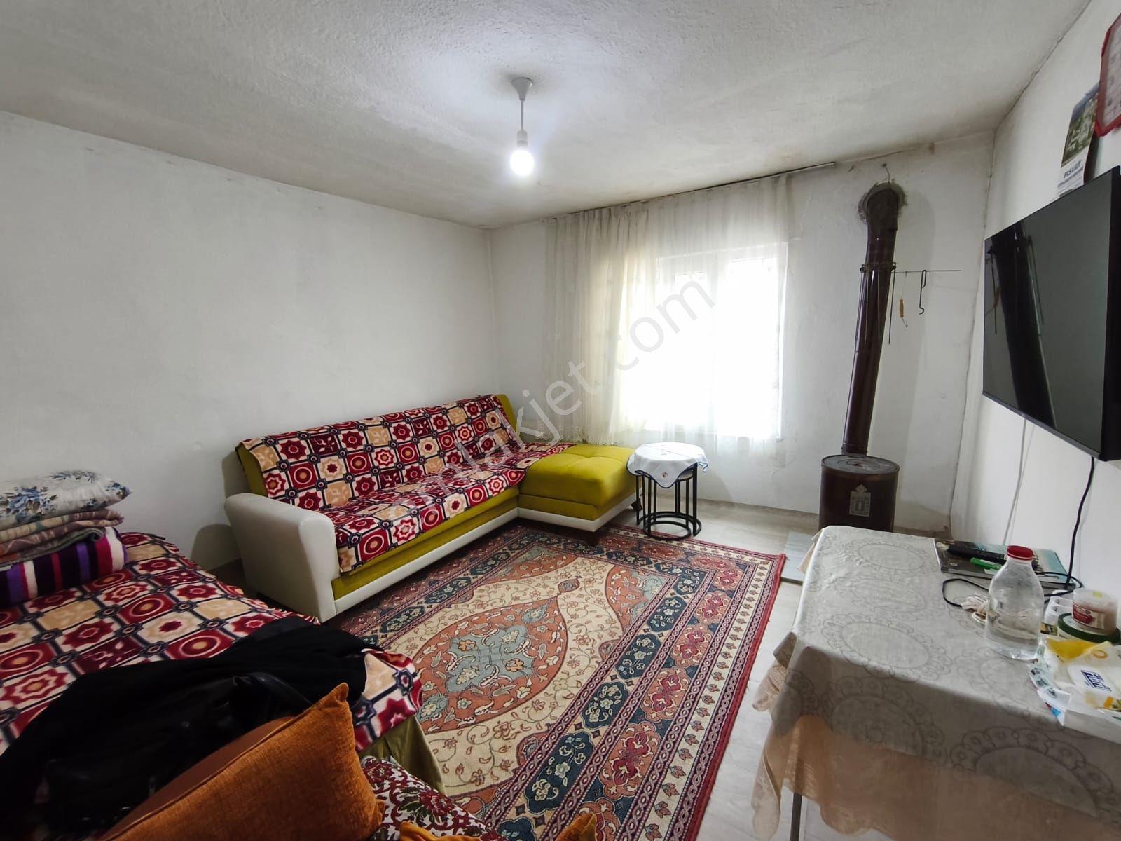 'manisa Saruhanlı Sarıçam Mh.2+0 Eşyalı Satılık Avlulu Köy Evi' - Görsel 4