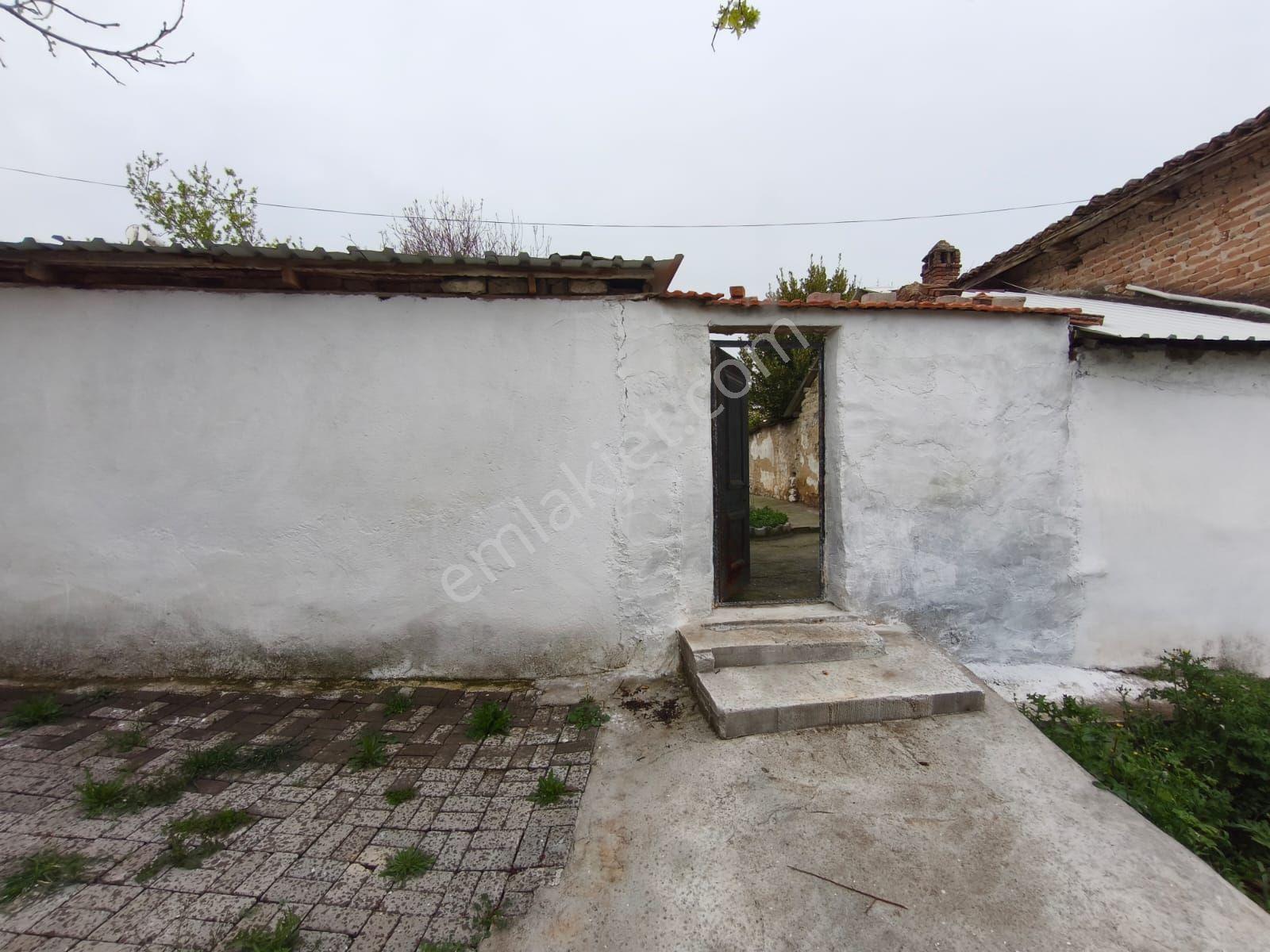 'manisa Saruhanlı Sarıçam Mh.2+0 Eşyalı Satılık Avlulu Köy Evi' - Görsel 27