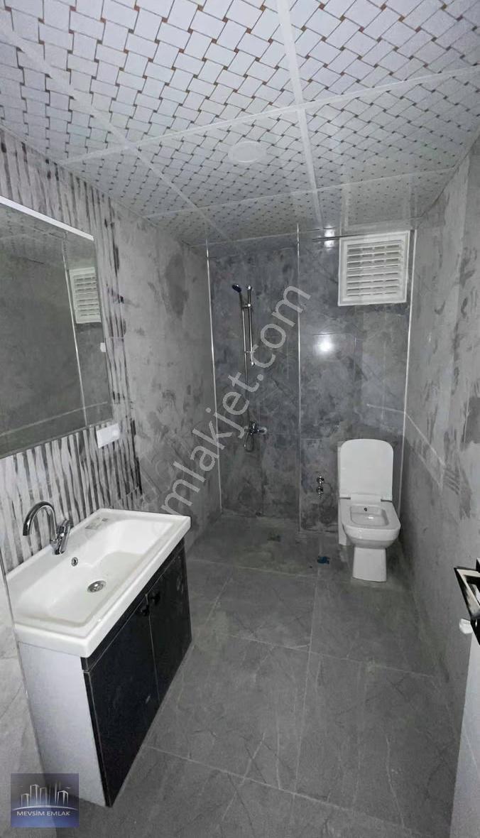 Mevsim Emlaktan Kiralık 1+1 Ayrı Mutfaklı Balkonlu Daire - Görsel 6