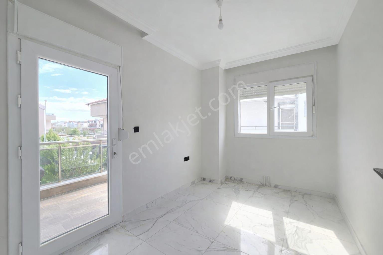 Ayvalık Altınova'da 5+1satılık Villa Plaja 250 M - Görsel 17