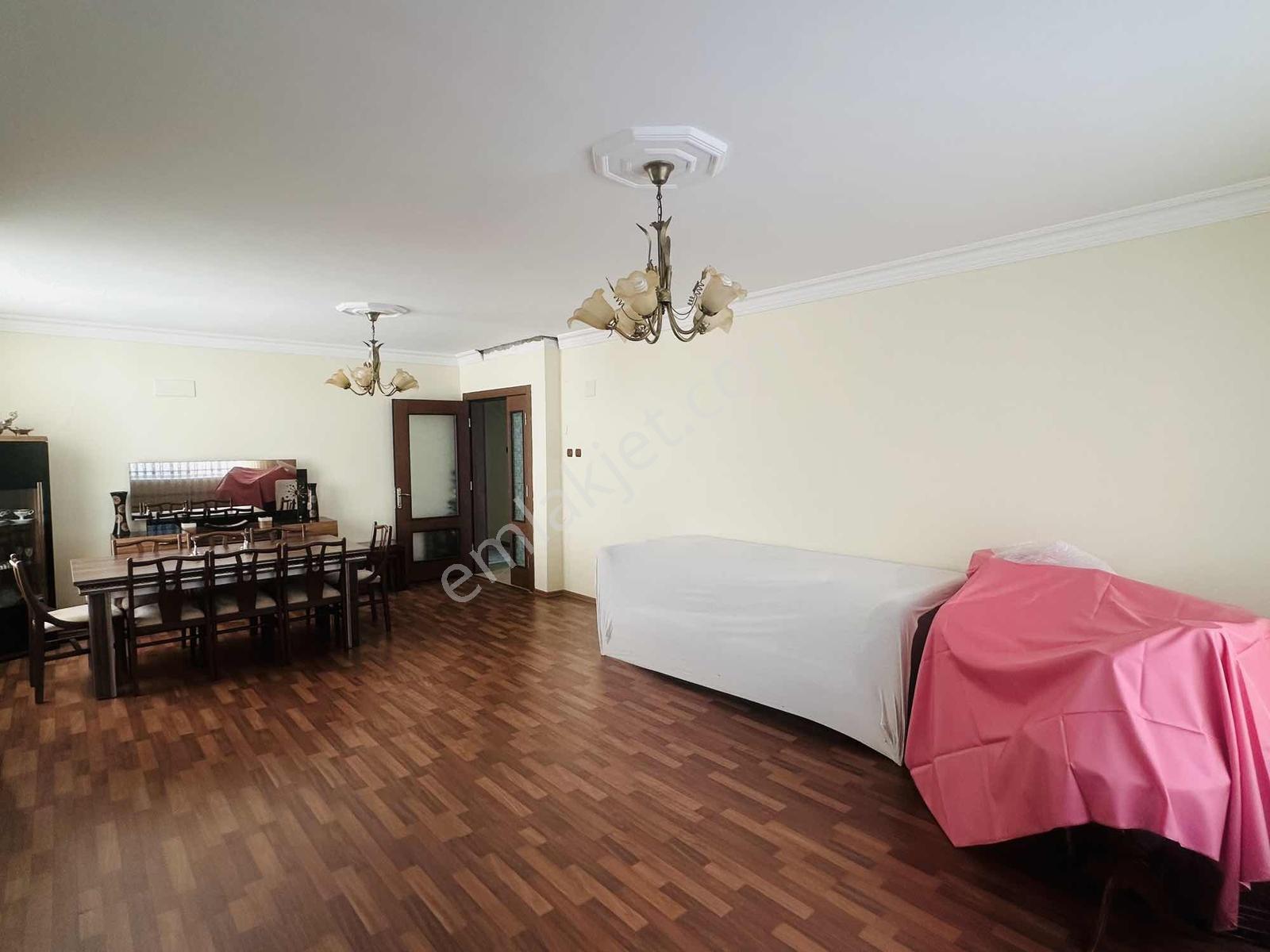 Remax Yeni Gayrimenkul´den Merkezi Lokasyonda Satlık Daire - Görsel 8
