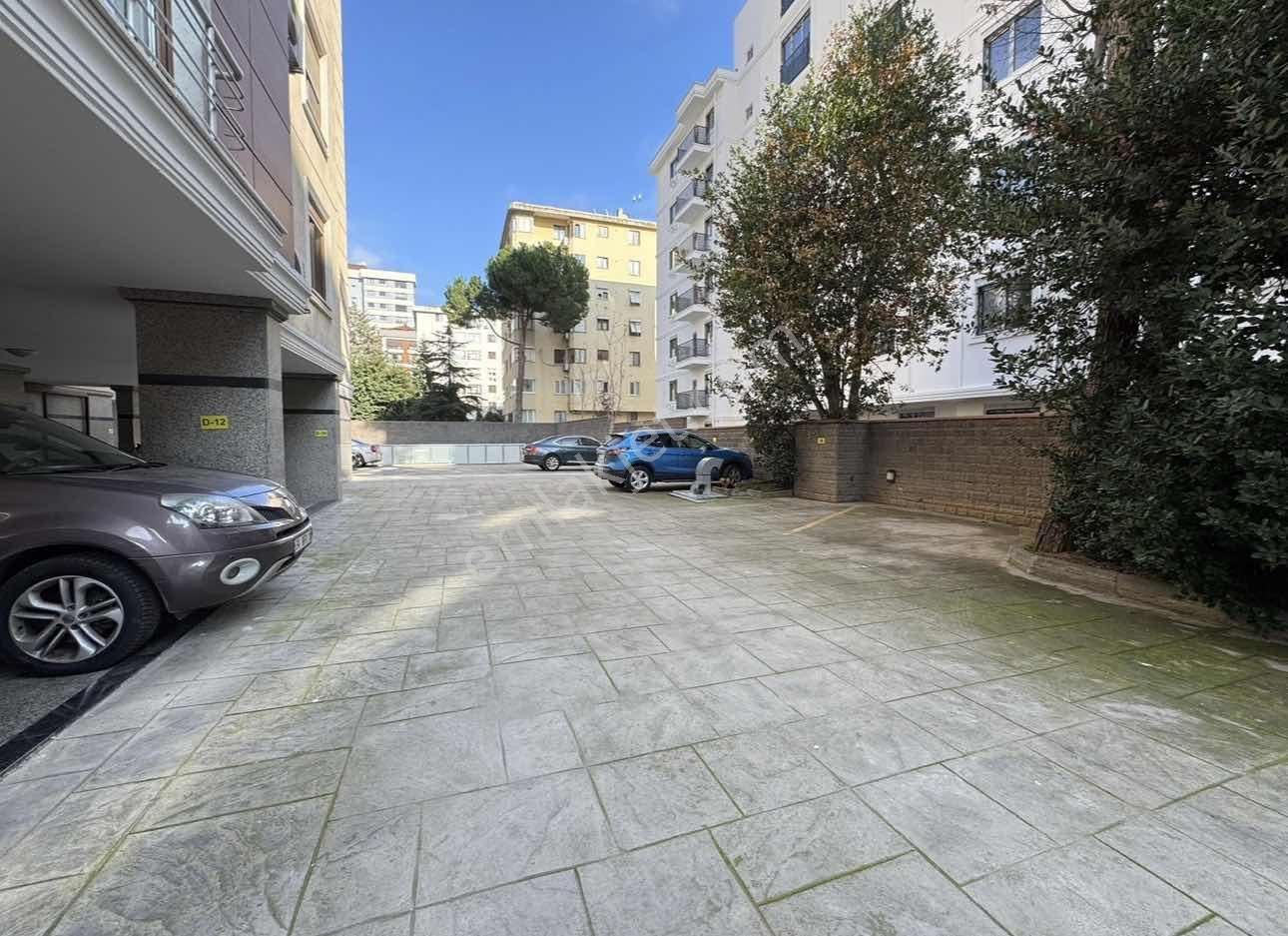 Suadiye Ada Apt - 175 M2 Geniş 3+1 Özel Tasarım - Site Özellikli - Görsel 35