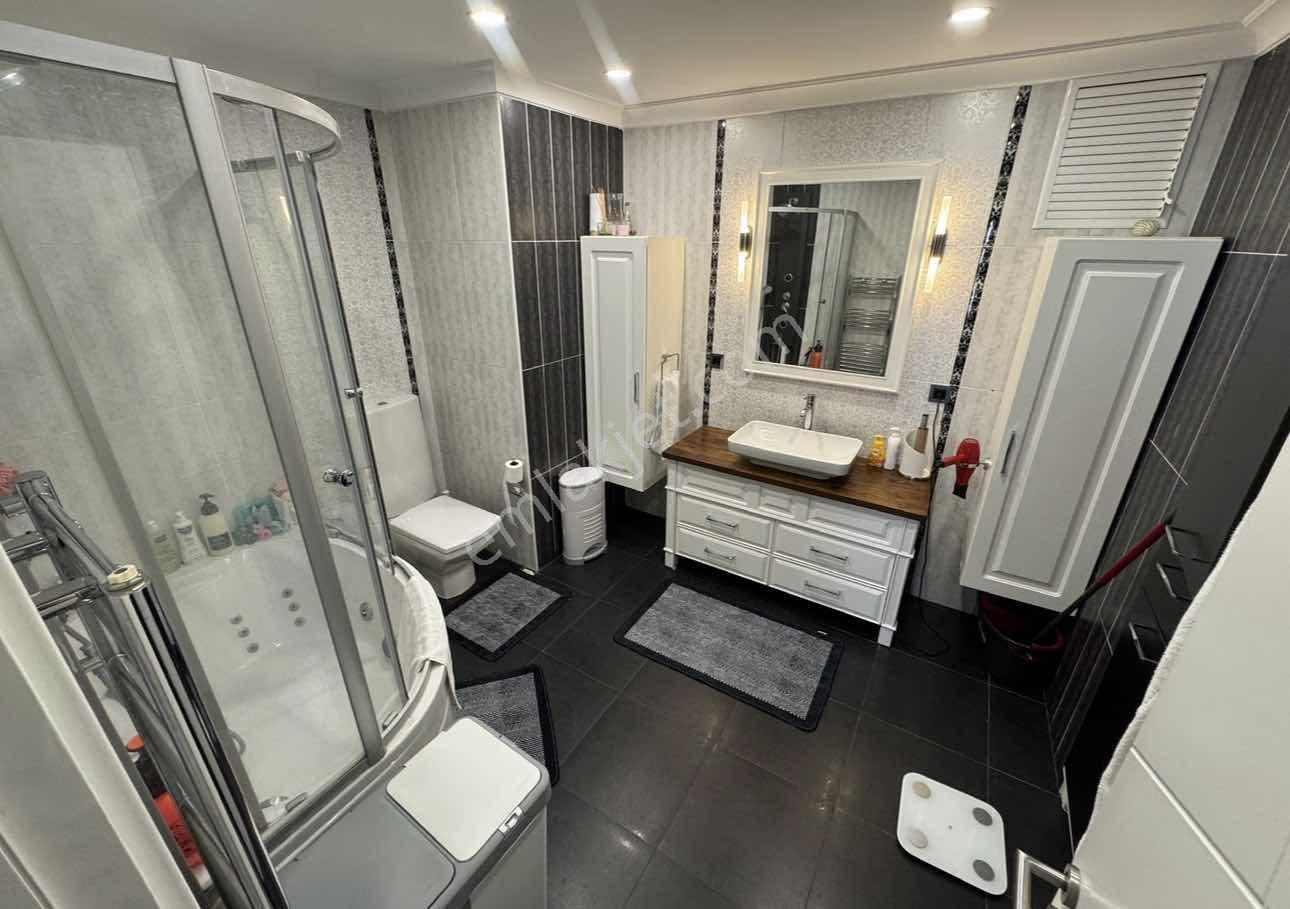 Suadiye Ada Apt - 175 M2 Geniş 3+1 Özel Tasarım - Site Özellikli - Görsel 7