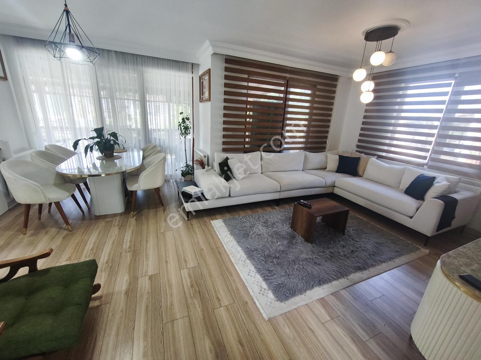 Şile'de Havuzlu Butik Sitede Müstakil Satılık 4+2 Villa - Görsel 16