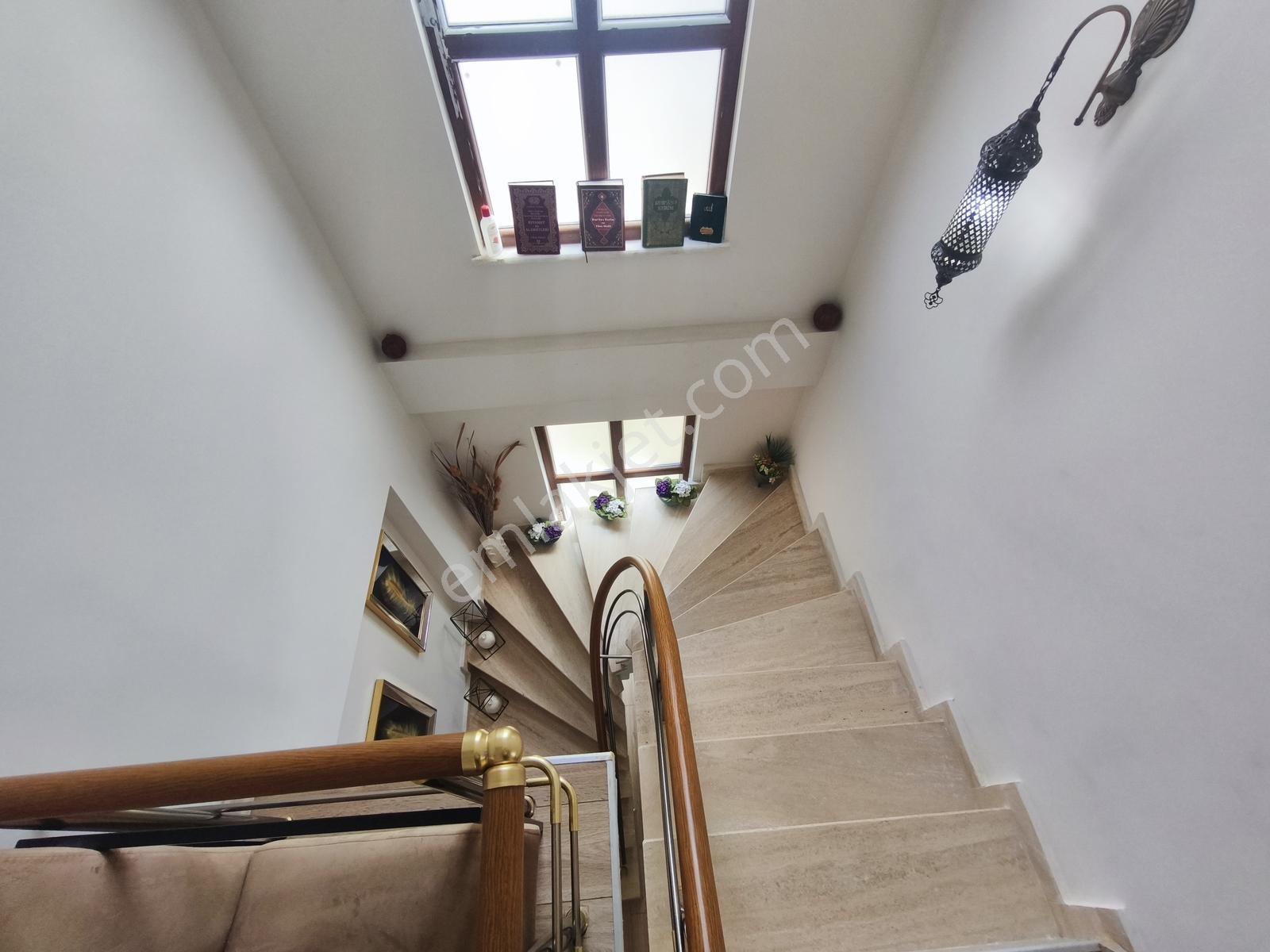 Şile'de Havuzlu Butik Sitede Müstakil Satılık 4+2 Villa - Görsel 19