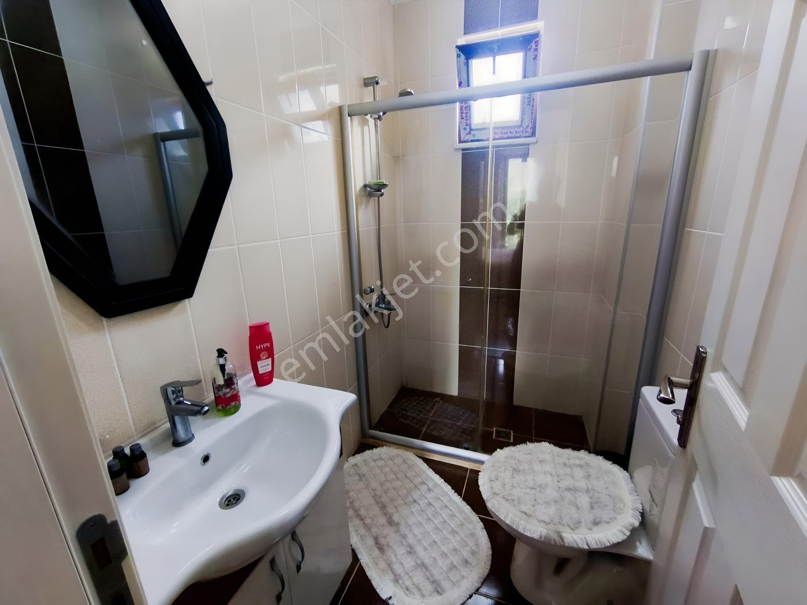 Şile'de Havuzlu Butik Sitede Müstakil Satılık 4+2 Villa - Görsel 27