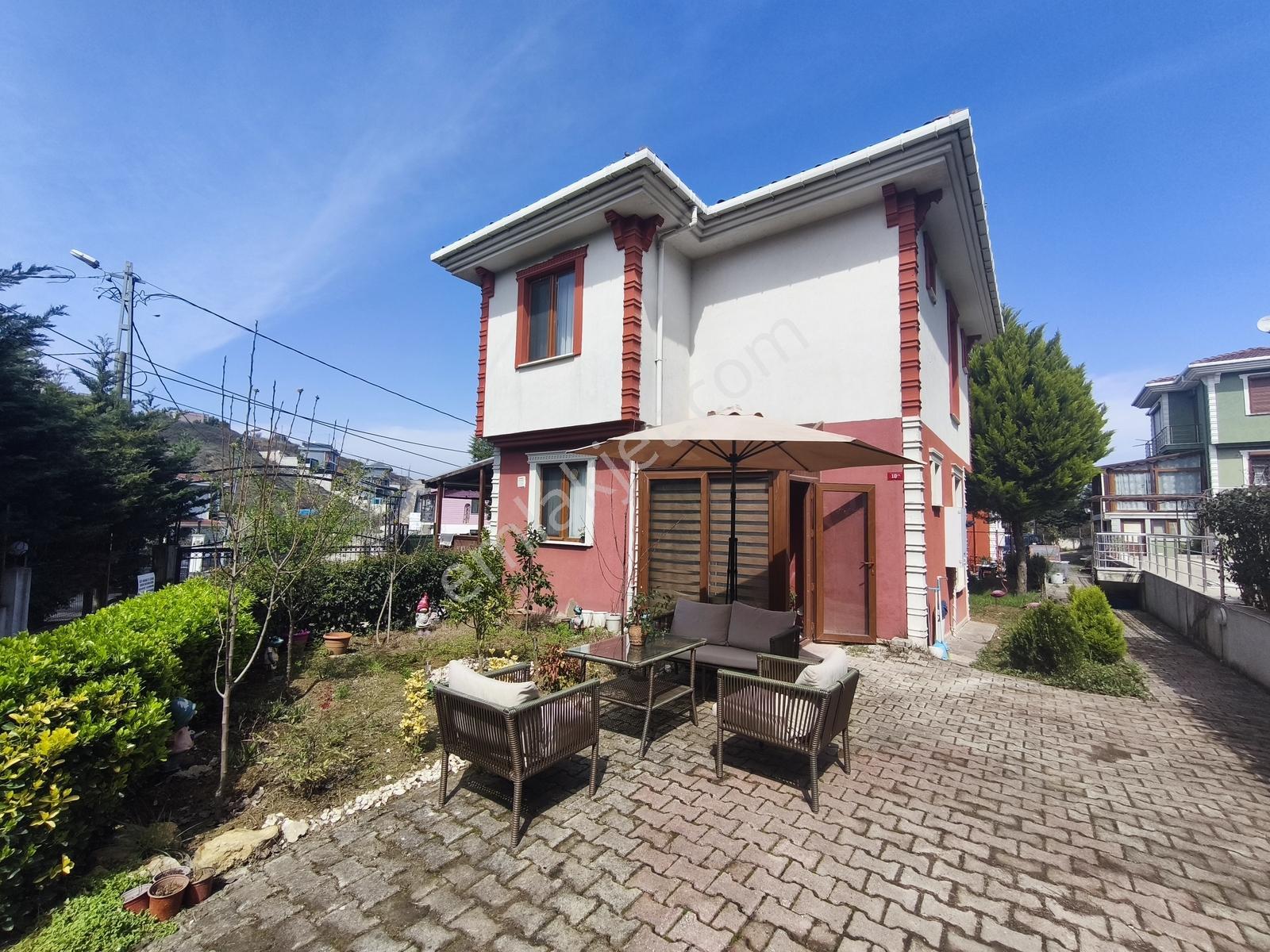 Şile'de Havuzlu Butik Sitede Müstakil Satılık 4+2 Villa - Görsel 10