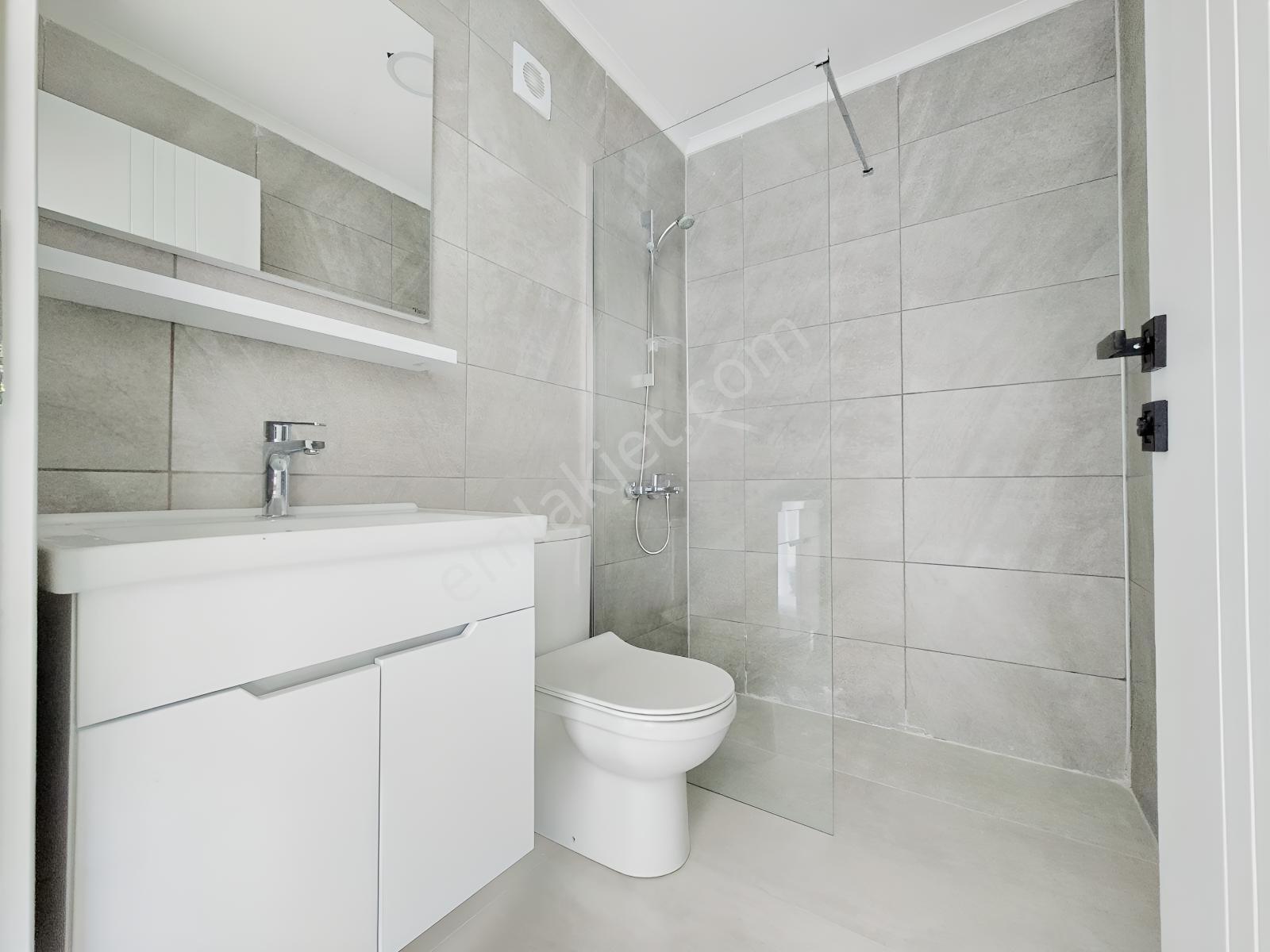Ayvalık Altınovada Havuzlu Sitede 2+1 Sıfır Villa - Görsel 20