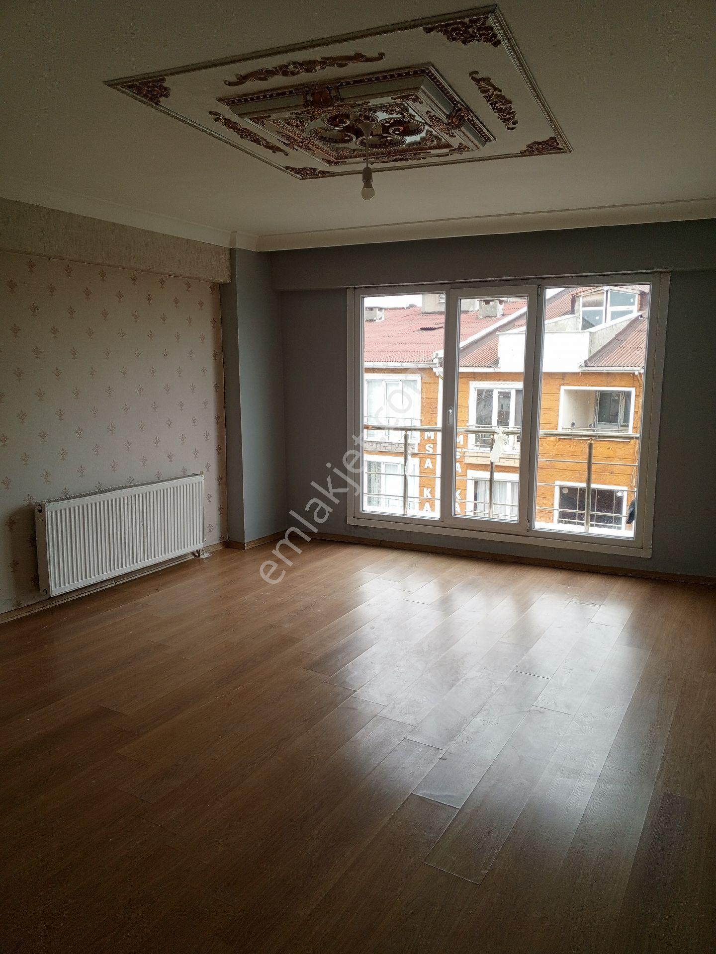 Muratlı Muradiye Mh De Kiralık 3+1 Düblex