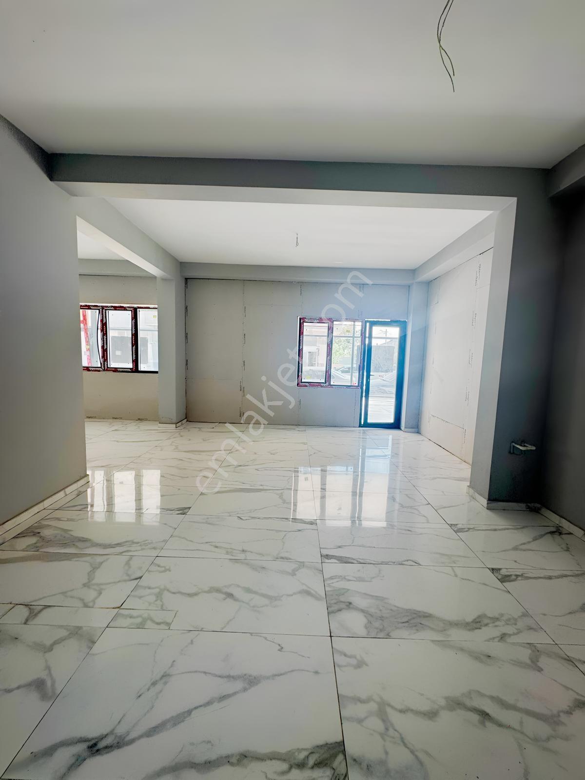 Bandırma Mavi Emlaktan 400 Metrekare Kiralık Dükkan - Görsel 24