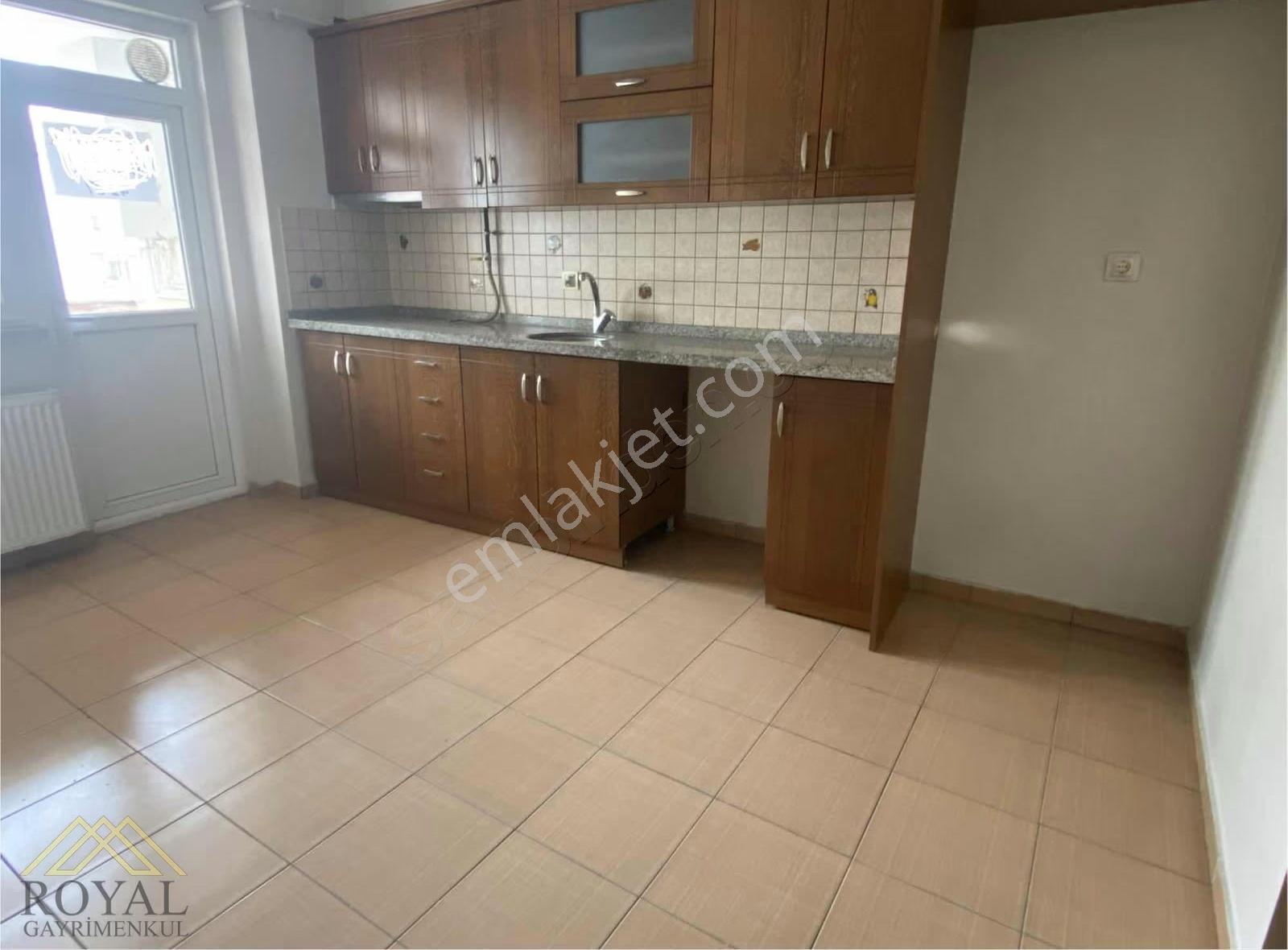 Royal'den 2 Nolu Erdoğdu'da 2+1 Kiralık Daire - Görsel 8