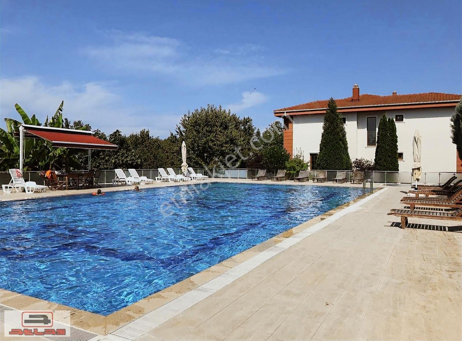 Atlas Emlak Kartepe Kiralık Eşyalı Villa - Görsel 15