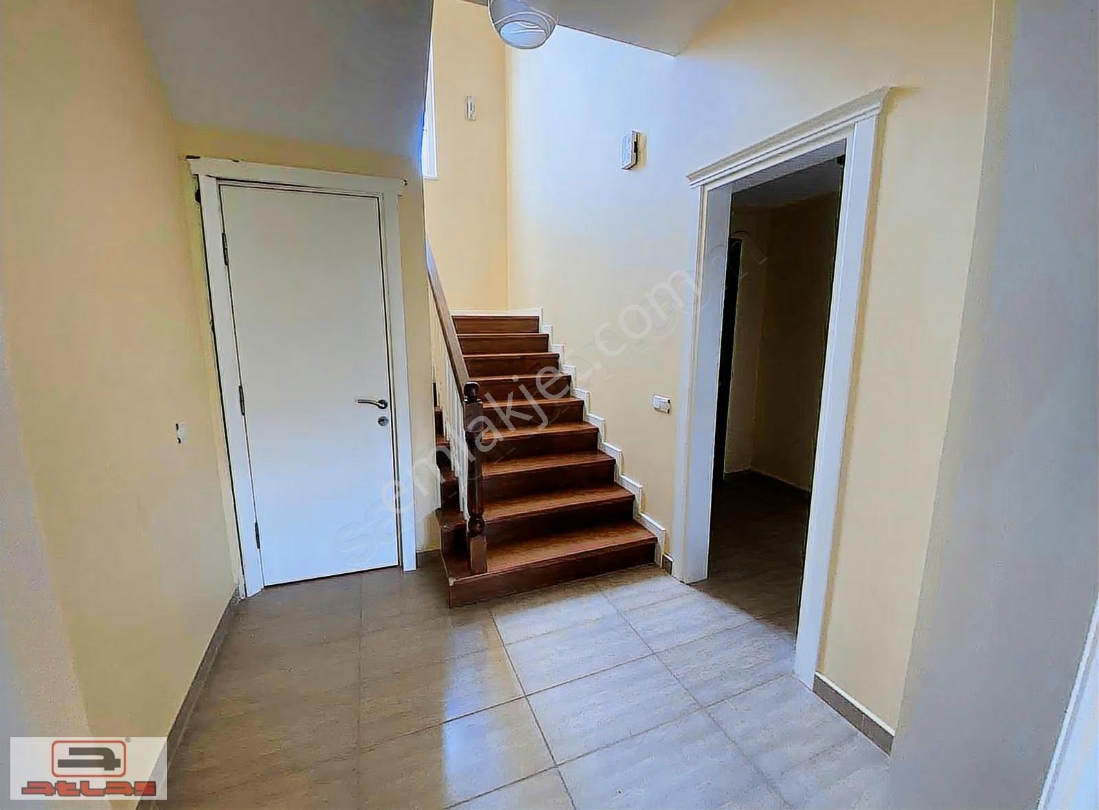 Atlas Emlak Kartepe Kiralık Eşyalı Villa - Görsel 33