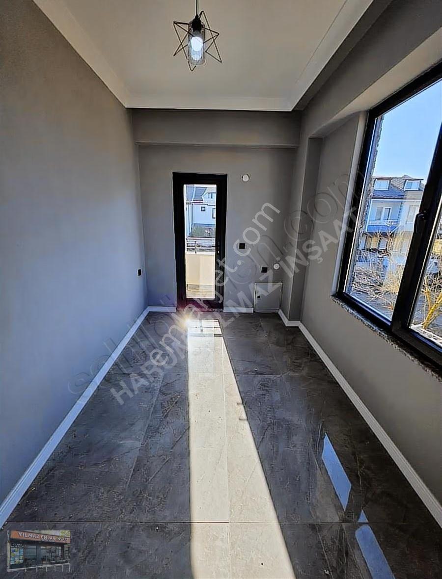 Müstakil Bahçeli Ön Cephe Triplex 3+1 Villa - Görsel 11