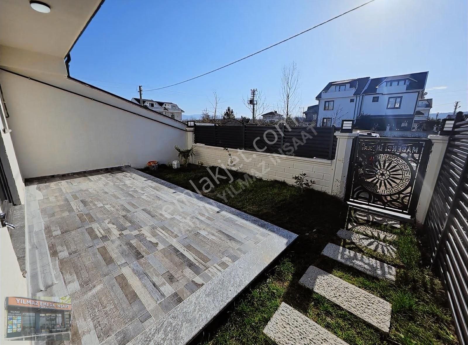 Müstakil Bahçeli Ön Cephe Triplex 3+1 Villa - Görsel 6