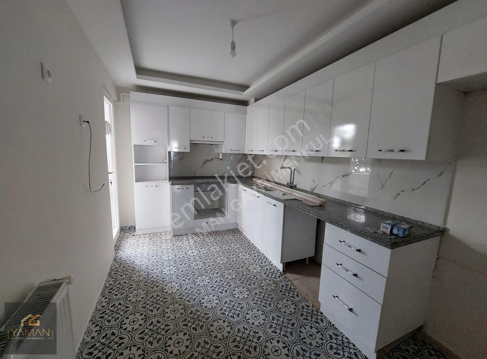Belediye Yakını Şehir Merkezinde Kiralık 3+1 Arakat Daire. - Görsel 13