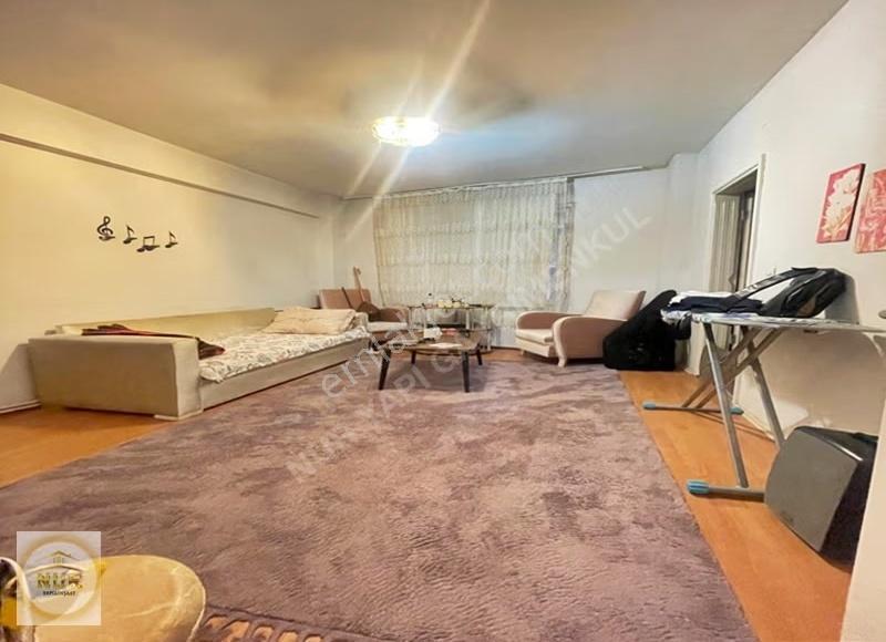 Nur Yapı'dan Mimaroba'da Merkezi Konumda Hastaneye Yakın Daire