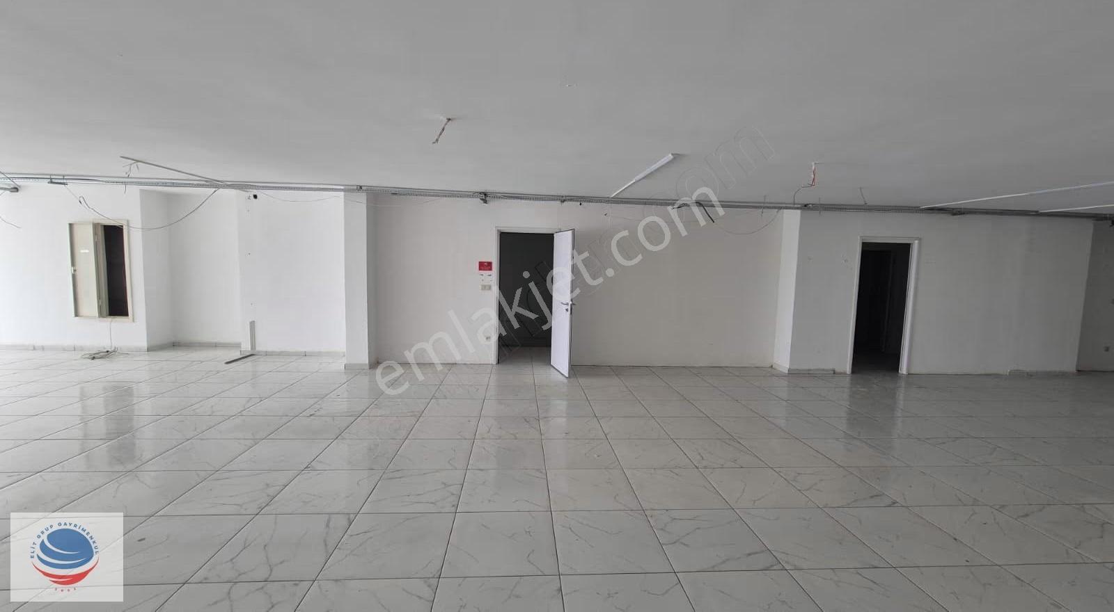 Gebze Atatürk Caddesinde 740 M² Prestijli Kiralık Dükkan - Görsel 25