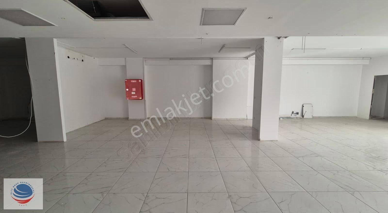 Gebze Atatürk Caddesinde 740 M² Prestijli Kiralık Dükkan - Görsel 32