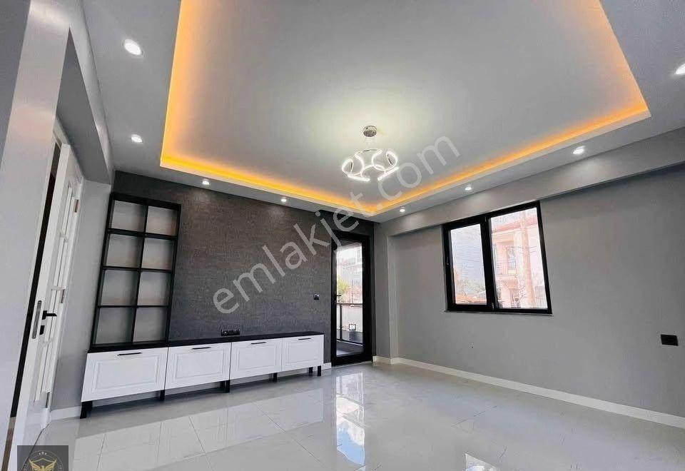Metrobüse 5'dk Butik Siteiçi Ayrı Mutfaklı 1+1 Daire - Görsel 9