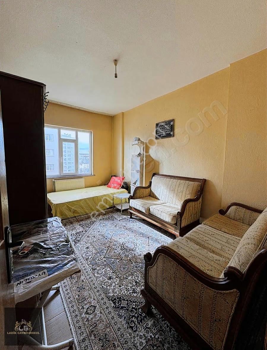 Bosna Hersek Mh.papatya Sitesinde Ara Kat Kiralık Daire - Görsel 17
