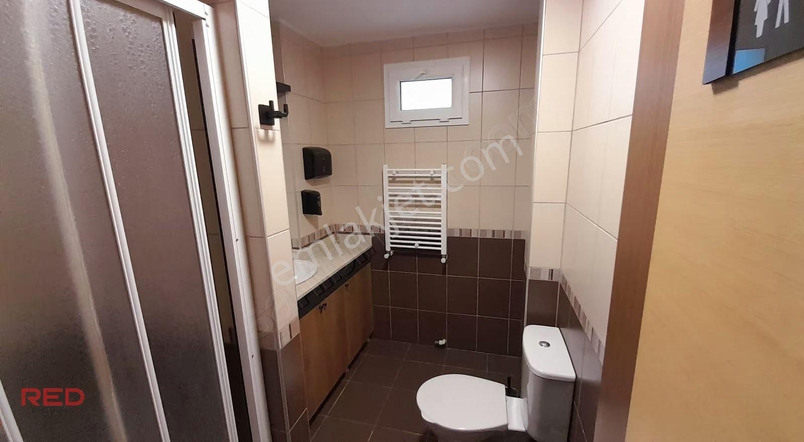 Maltepe Cevizli Kiralık Dükkan | Metroya 100 M, Ön Kullanımlı - Görsel 2