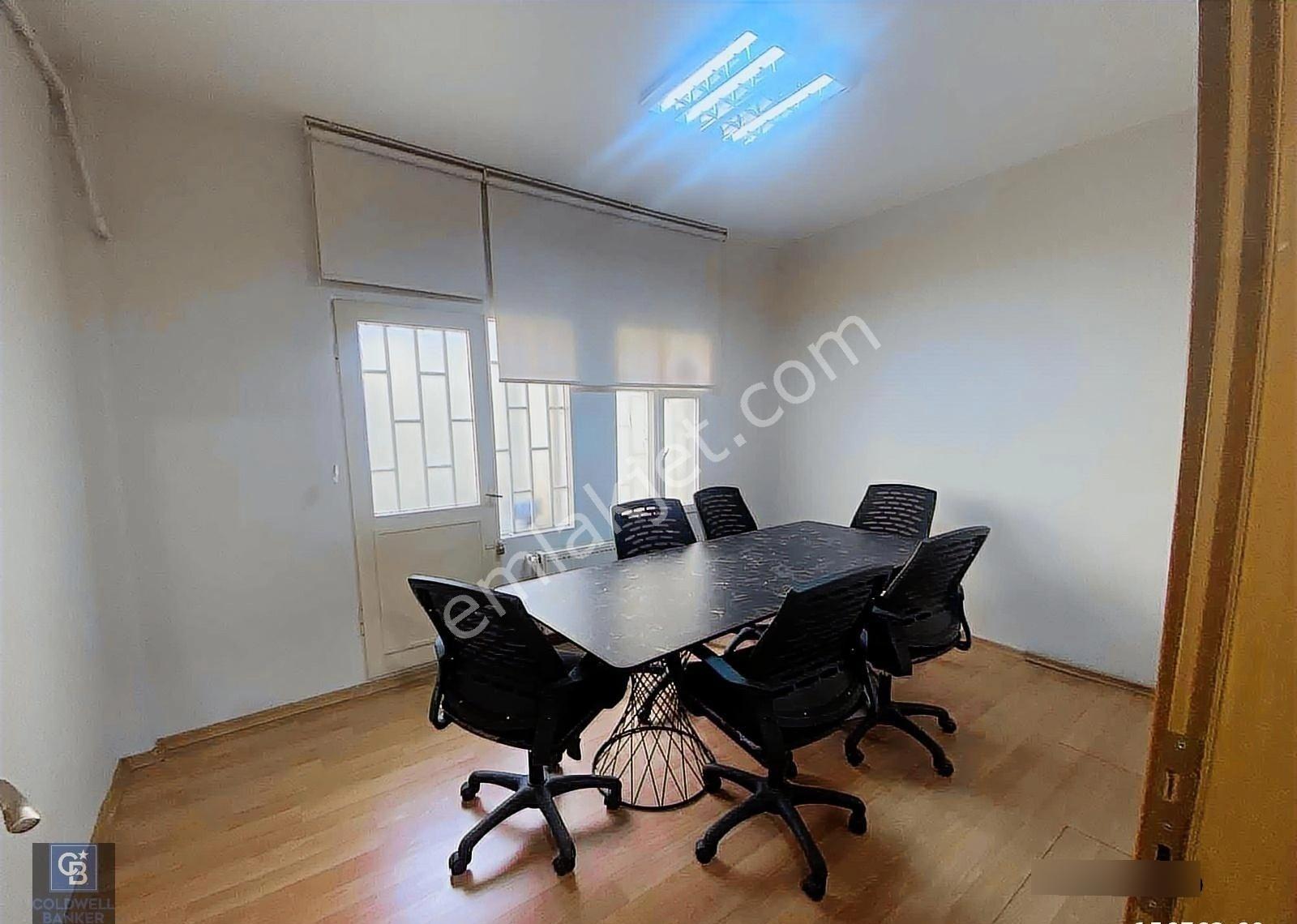Kızıltoprak Bağdat Caddesinde, Tabela Değerli Kiralık Ofis - Görsel 36