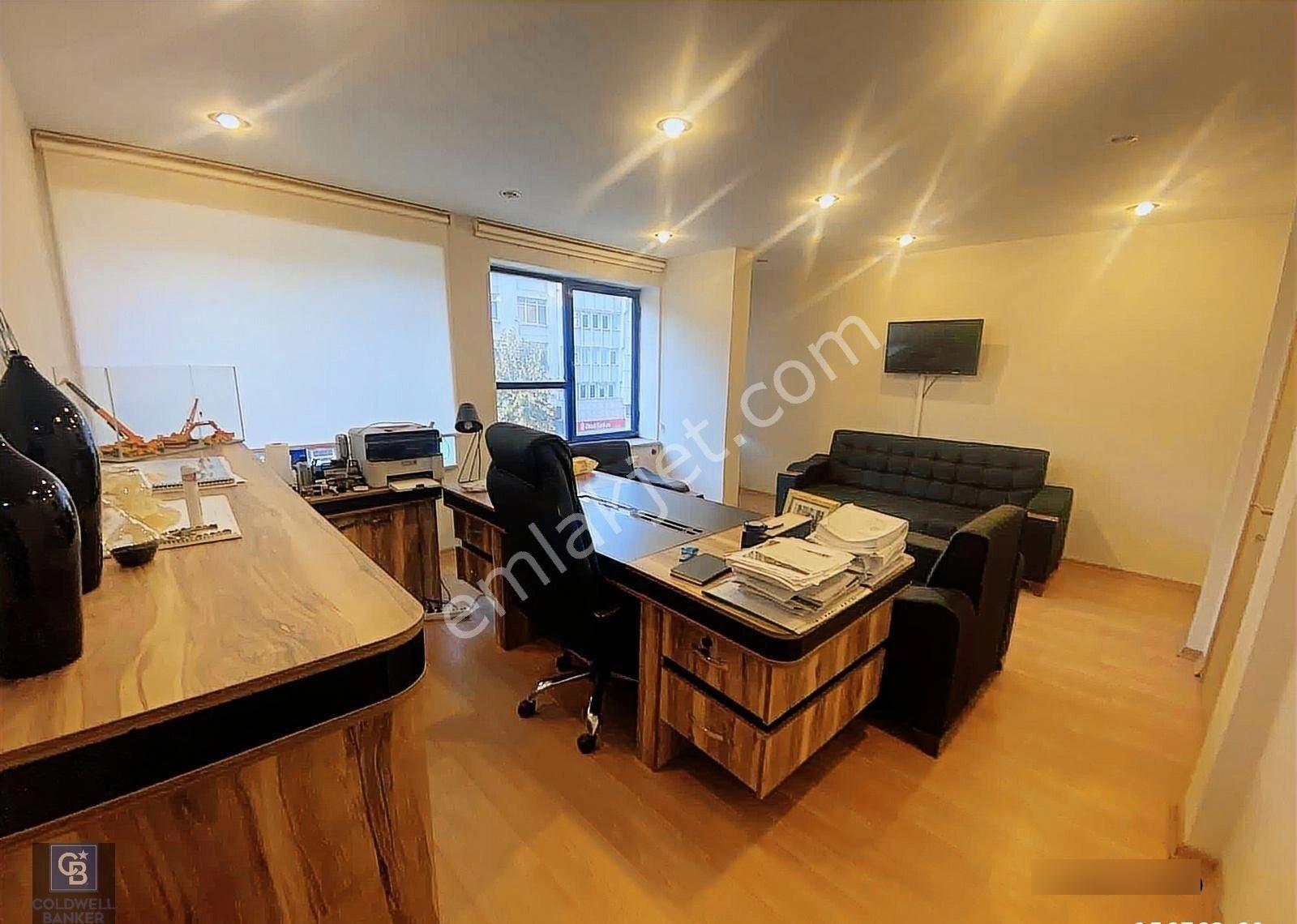 Kızıltoprak Bağdat Caddesinde, Tabela Değerli Kiralık Ofis - Görsel 32