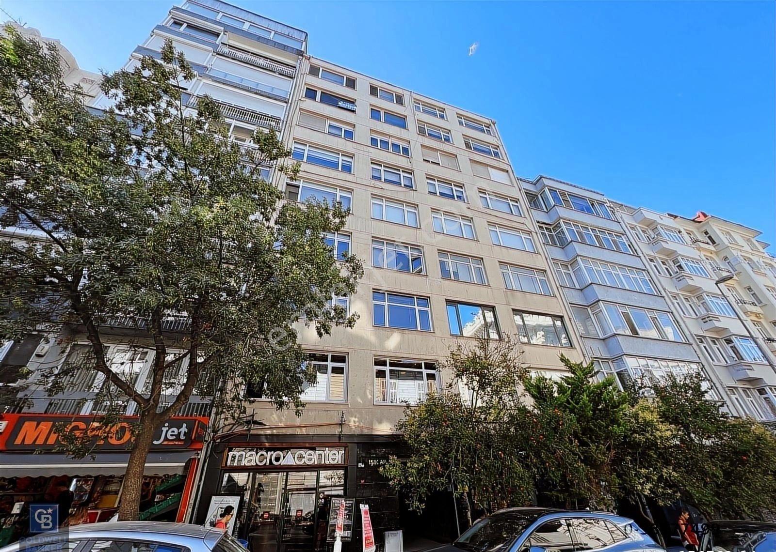 Taksim Gümüşsuyu Akm Yanı Eşyalı Deniz Manzaralı Kiralık Ofis
