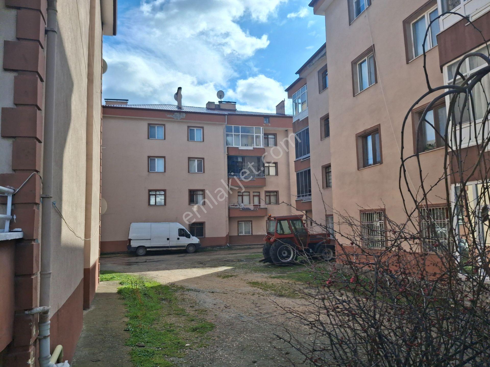 Klass Emlaktan Merzifon Gazi Mahbup Mahallesinde 3+1 Satılık Daire - Görsel 17