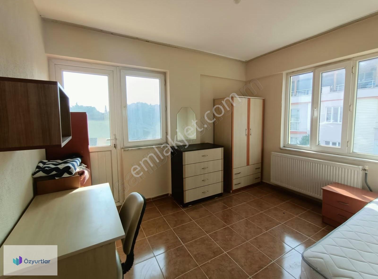 Manisa Uncubozköyde 2+1 Eşyalı Kiralık Daire Doğalgaz K - Görsel 4