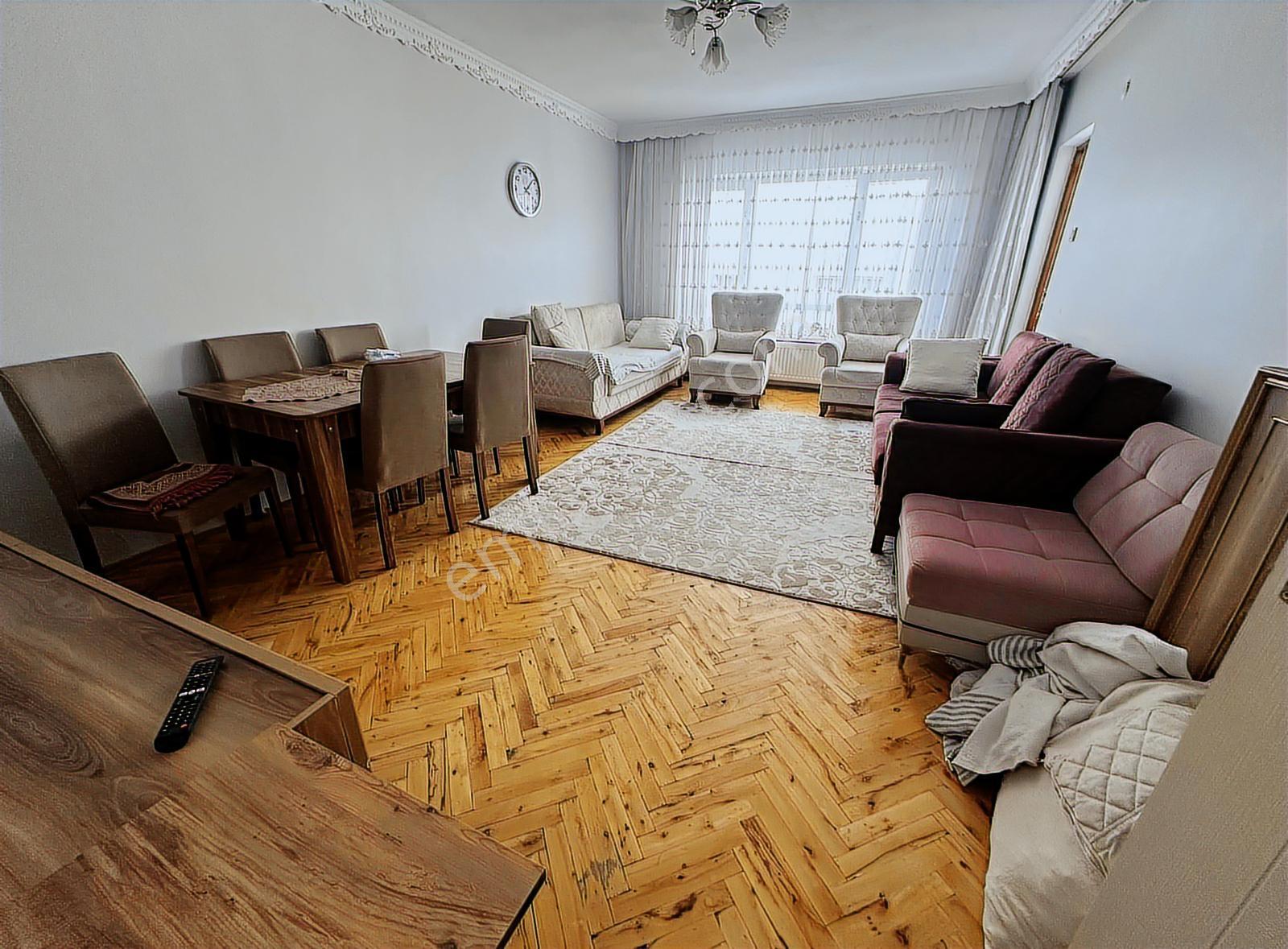 Yunus Emre Caddesi Yakını Orta Kat Bağımsız 3+1 125m2 Daire..! - Görsel 22