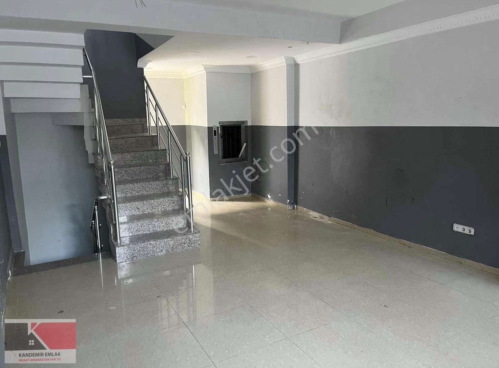 Giyimkent Kandemir Emlaktan 265 M2 Kiralık Mağaza - Görsel 7